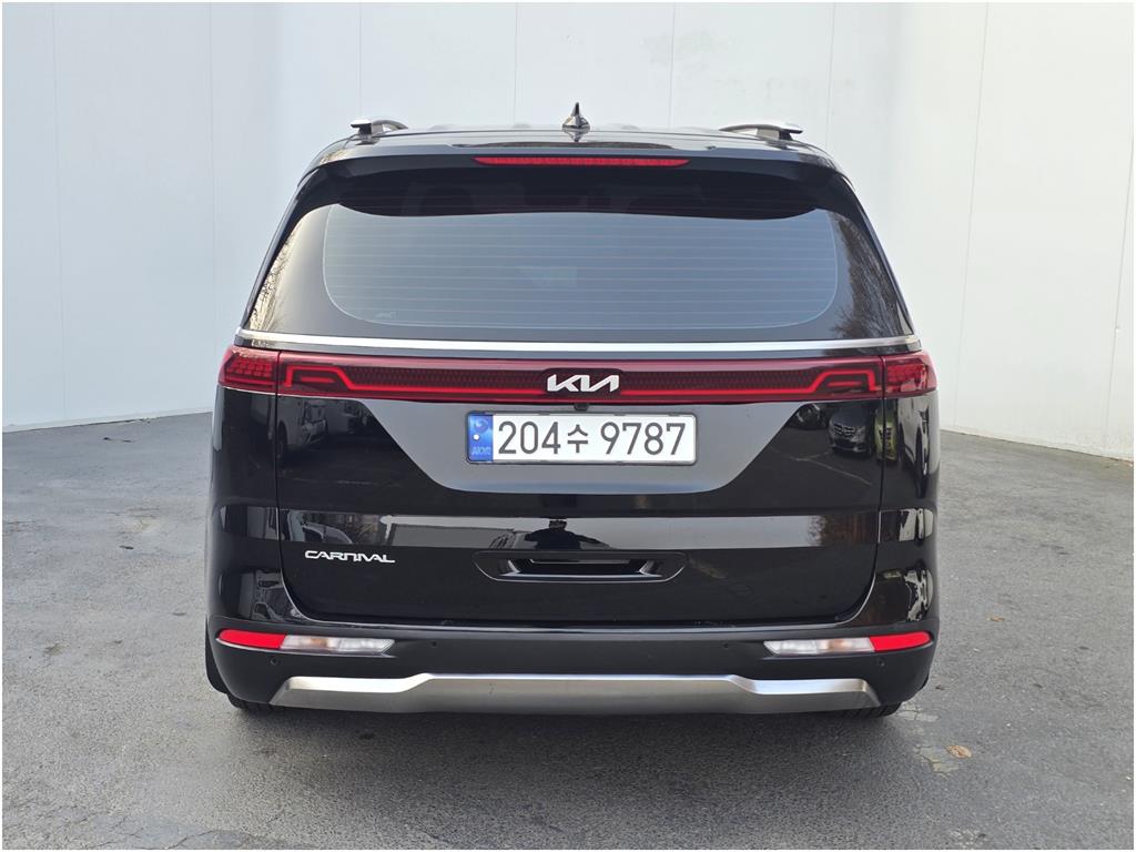 KIA Carnival - Vista 4