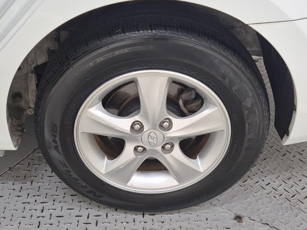 HYUNDAI Accent 2014 Blanco - Importación desde Corea - HF Imports Iquique - Foto 20