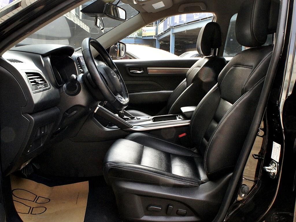 SAMSUNG QM6 - Vista 9