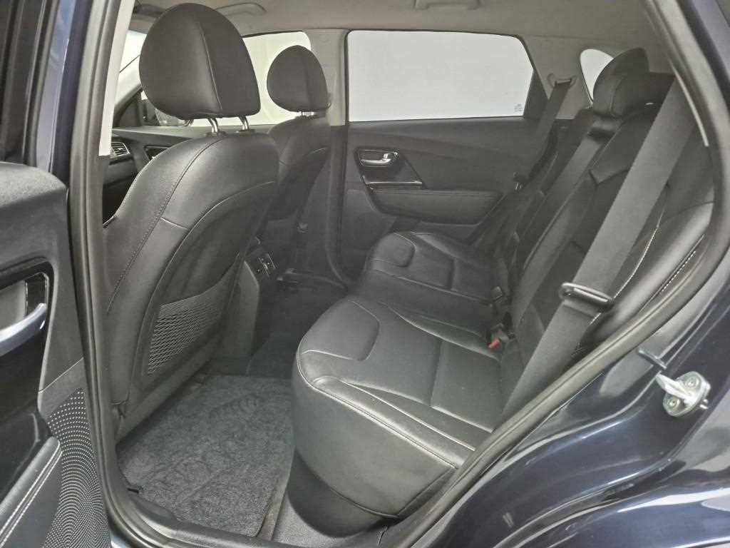 KIA Niro - Vista 12