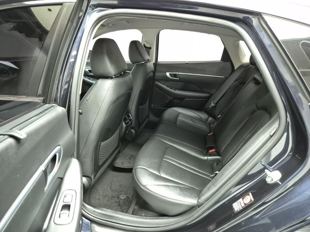 HYUNDAI Sonata - Vista 9