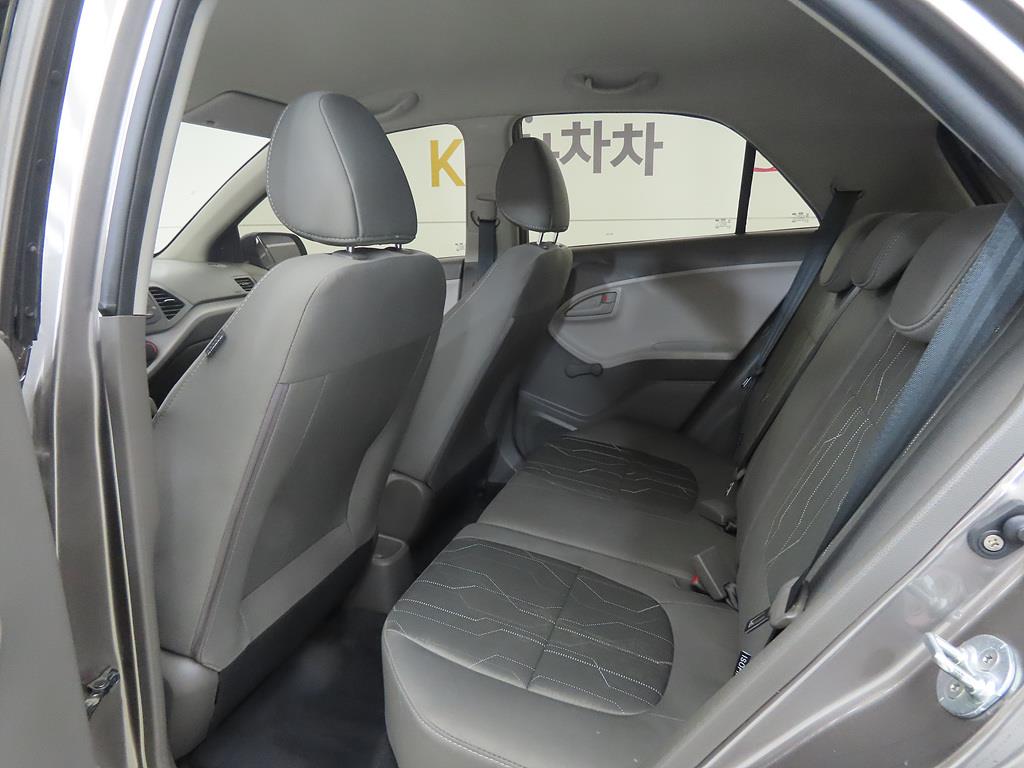 KIA Morning - Vista 6