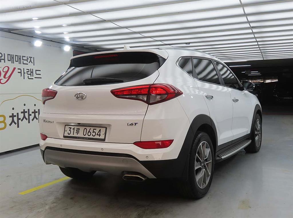 HYUNDAI Tucson - Vista 4