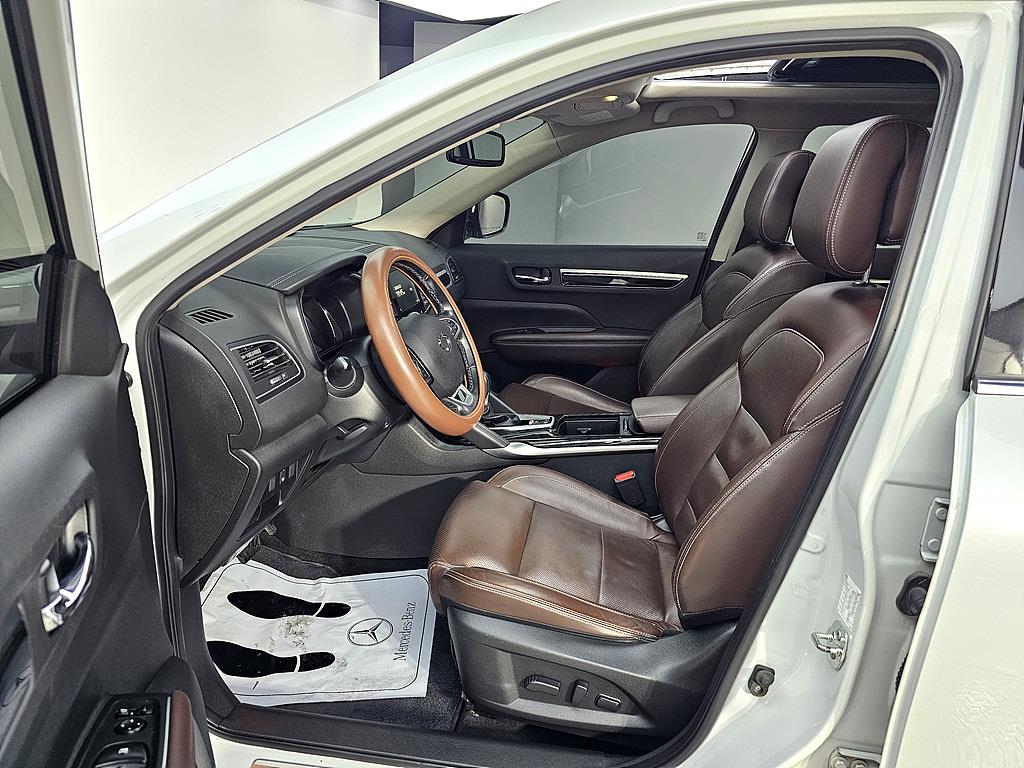 SAMSUNG QM6 - Vista 8