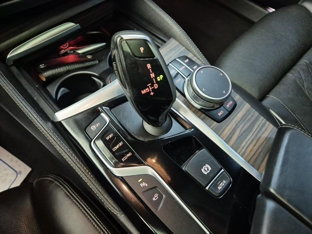 BMW 5 Series - Vista 8