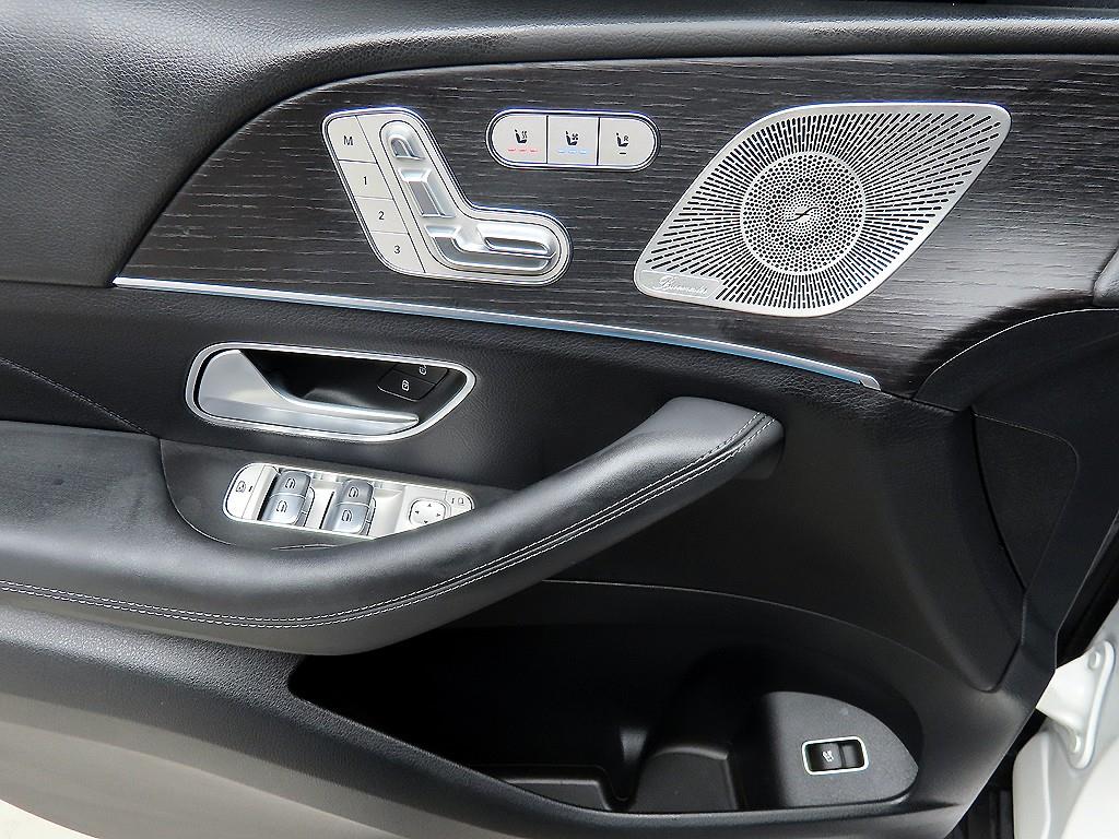 Mercedes Benz GLE Class - Vista 11