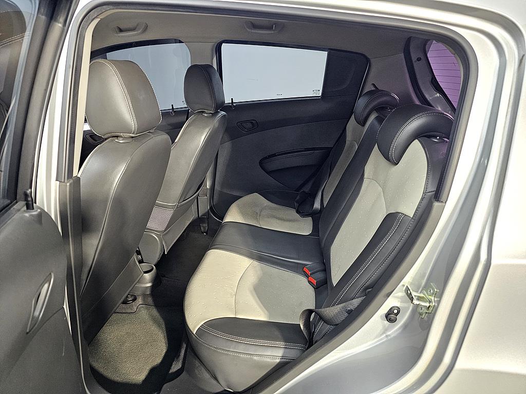 Chevrolet Spark - Vista 8