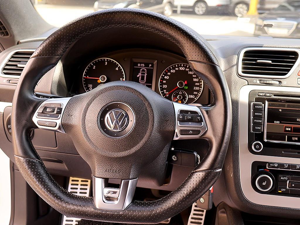 Volkswagen Scirocco 2012 Blanco - Importación desde Corea - HF Imports Iquique - Foto 8