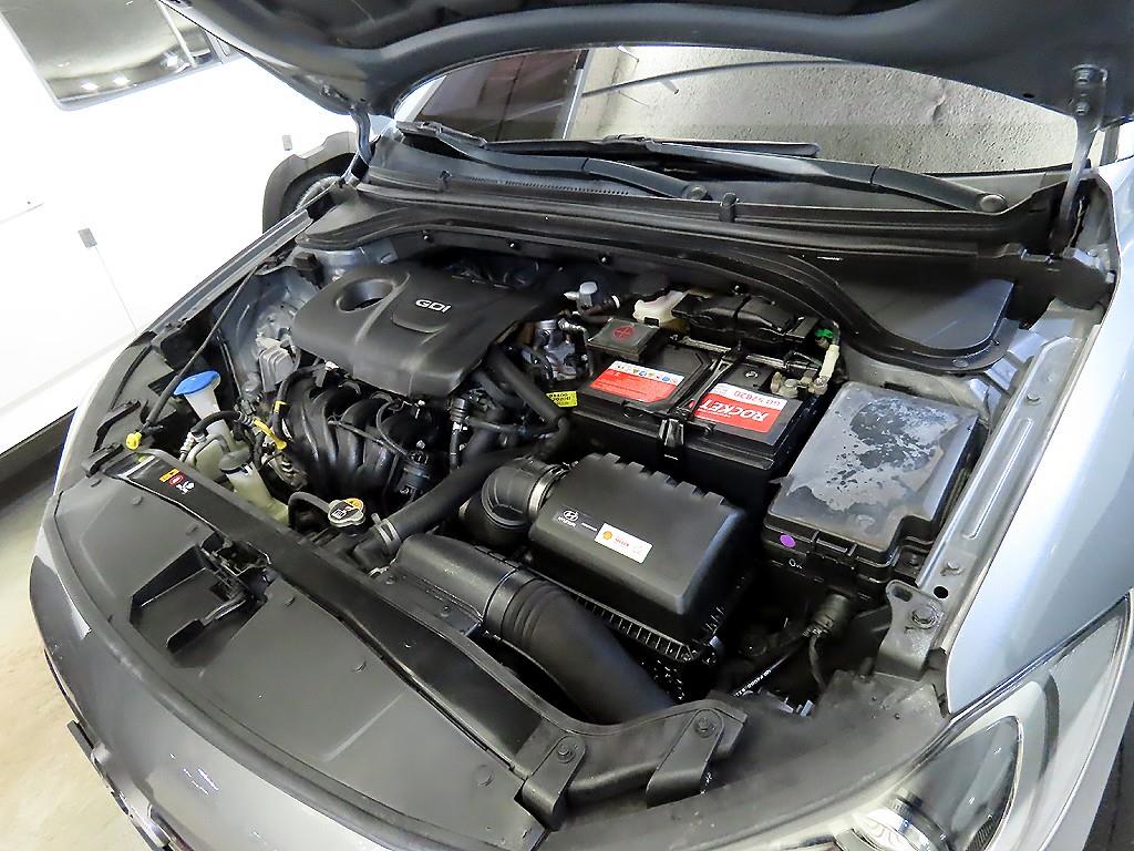 HYUNDAI Avante 2016 Gris - Importación desde Corea - HF Imports Iquique - Foto 19