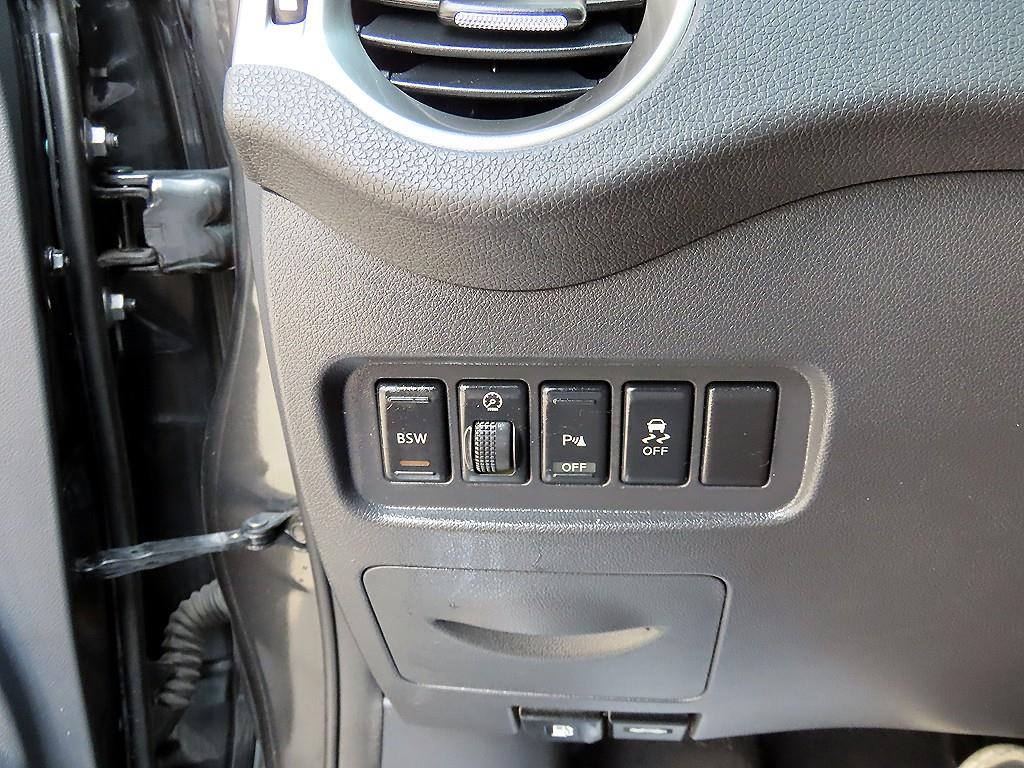 SAMSUNG QM5 - Vista 11