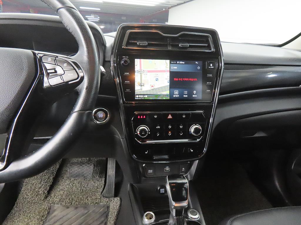 Ssangyong Tivoli - Vista 10