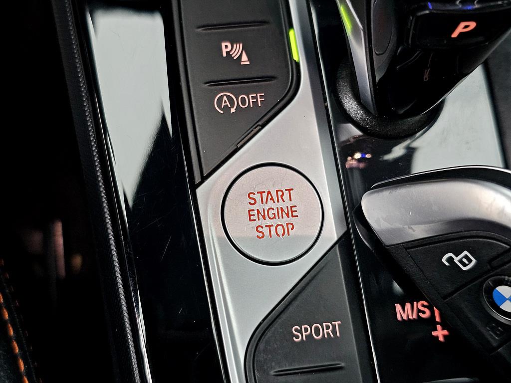 BMW 1 series 2021 Negro - Importación desde Corea - HF Imports Iquique - Foto 14