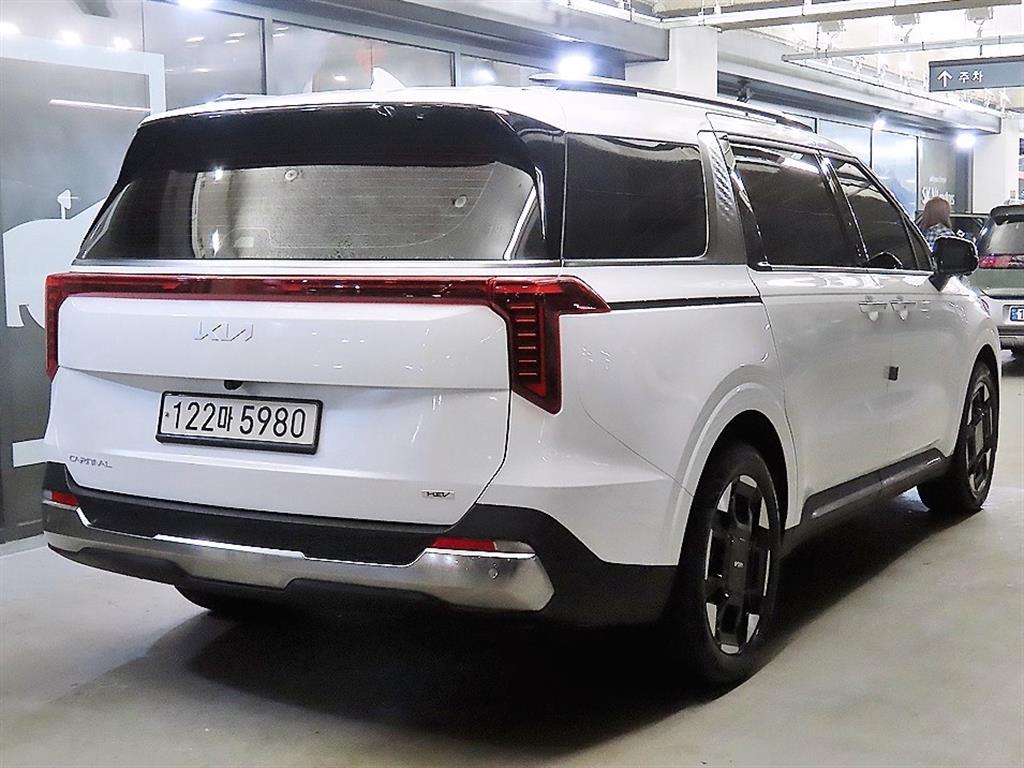 KIA Carnival - Vista 4