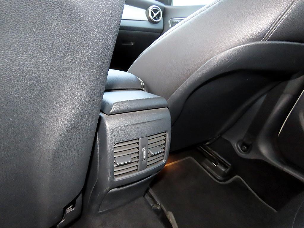 Mercedes Benz CLA Class 2017 Blanco - Importación desde Corea - HF Imports Iquique - Foto 16