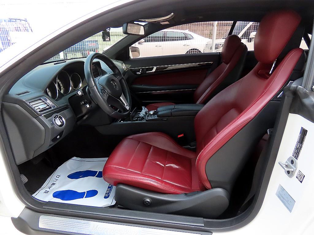 Mercedes Benz E class - Vista 5