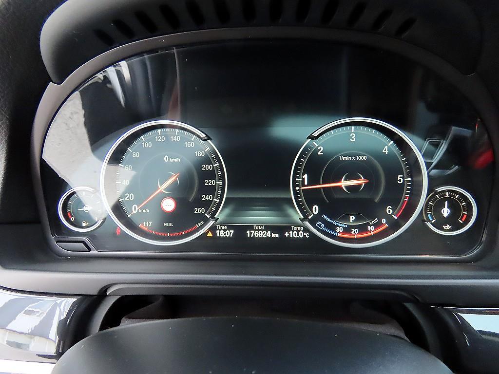 BMW 5 Series - Vista 9