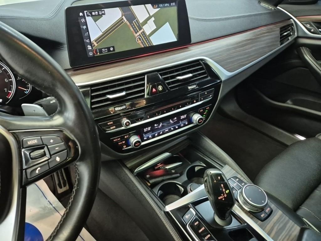 BMW 5 Series - Vista 10