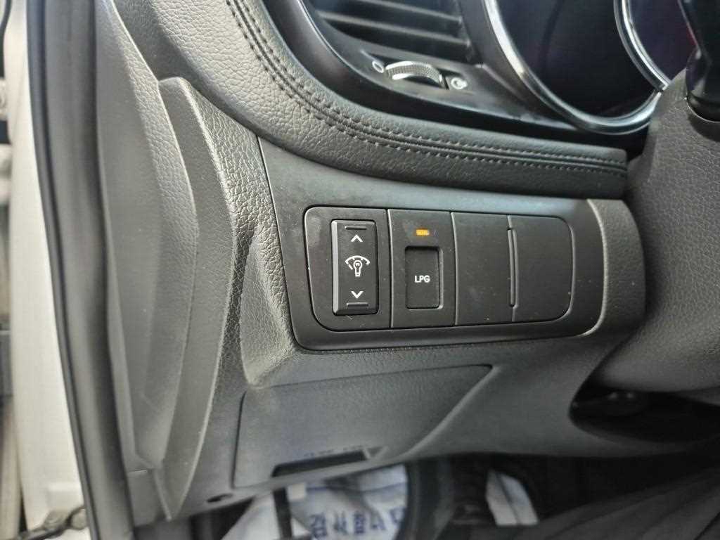 KIA K5 2011 Plateado - Importación desde Corea - HF Imports Iquique - Foto 16