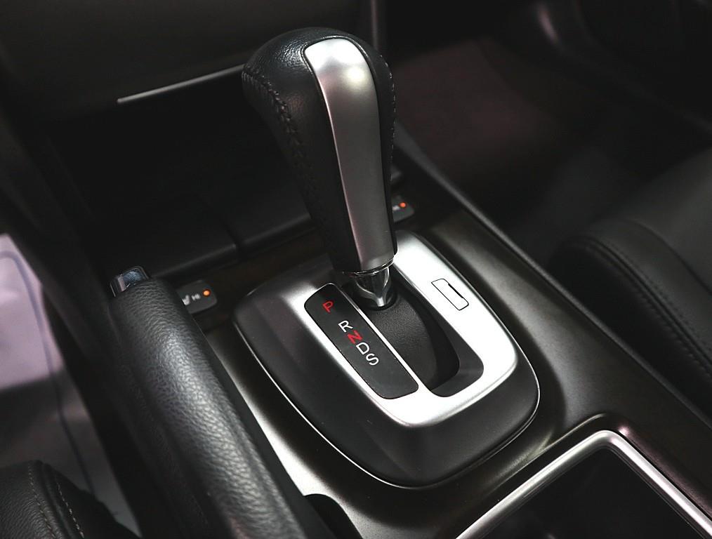 Honda Cross Tour 2013 Plateado - Importación desde Corea - HF Imports Iquique - Foto 13