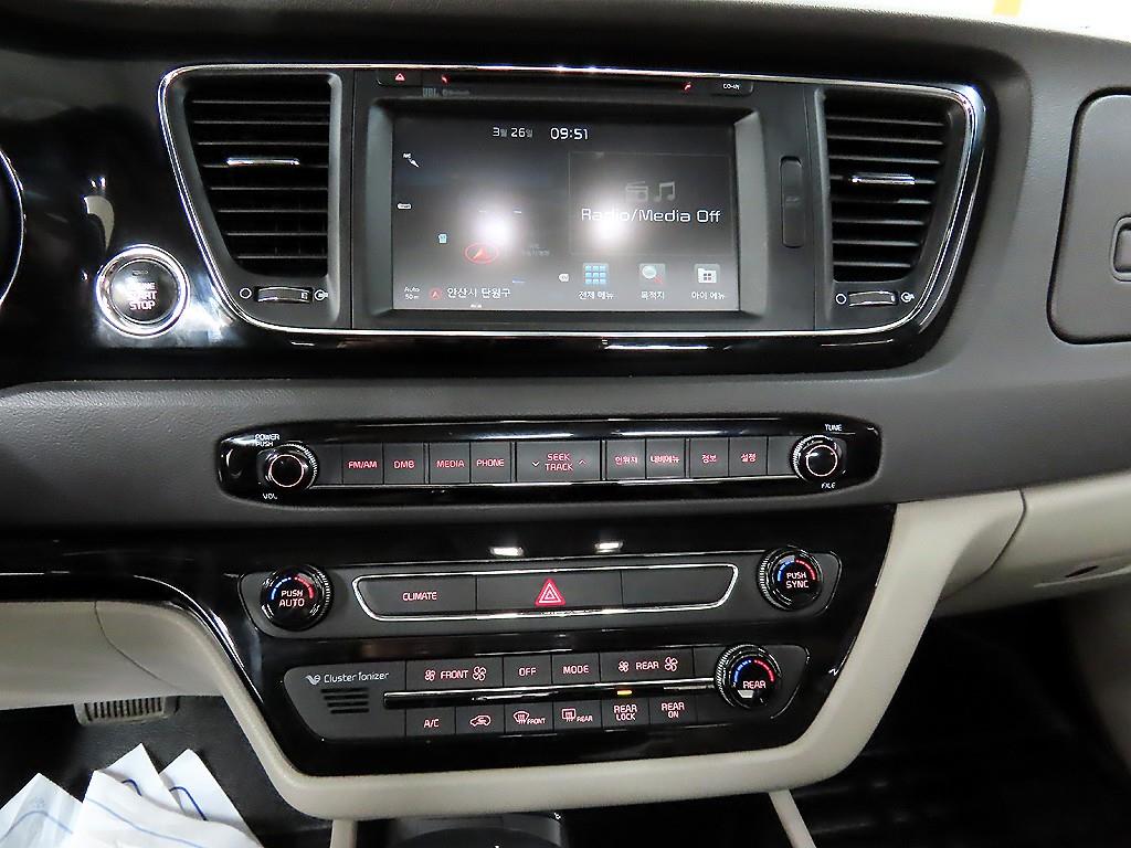 KIA Carnival 2017 Gris - Importación desde Corea - HF Imports Iquique - Foto 14