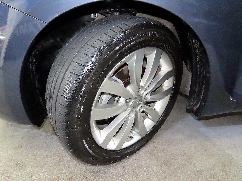 KIA Carens 2014 Gris - Importación desde Corea - HF Imports Iquique - Foto 19