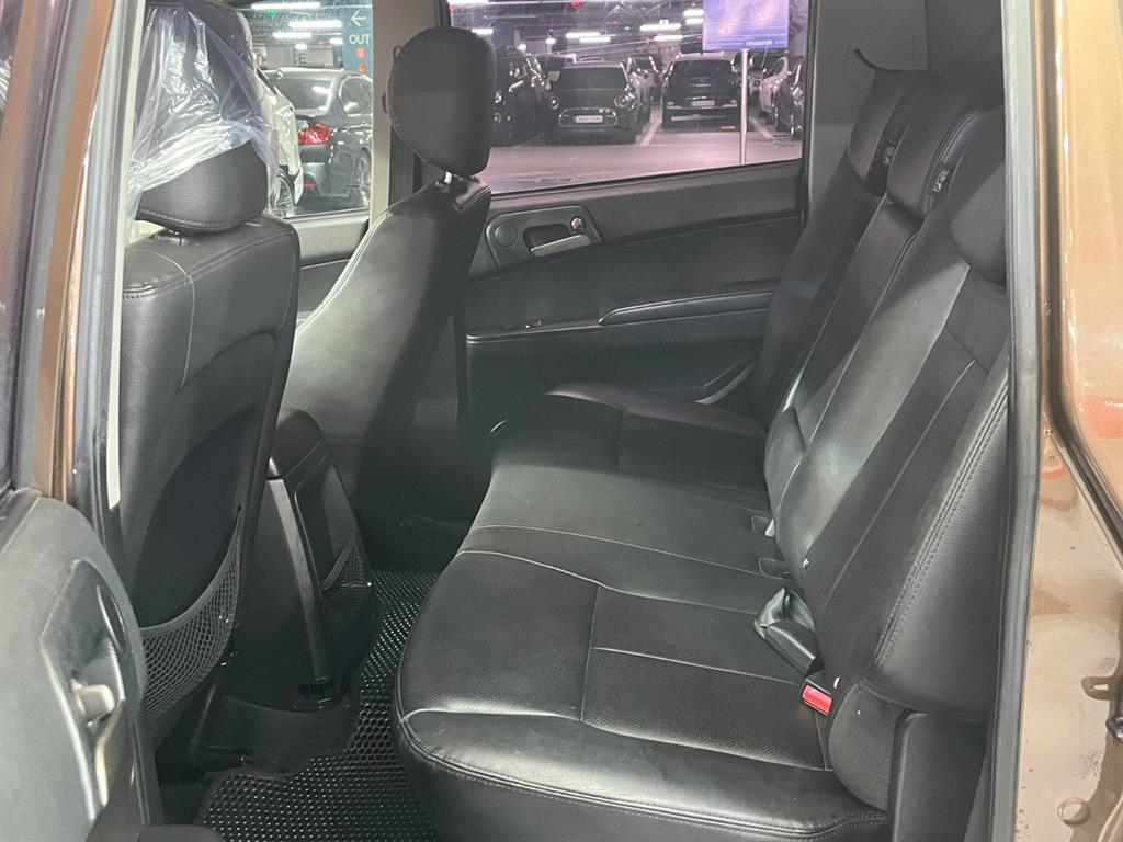 Ssangyong Korando - Vista 7