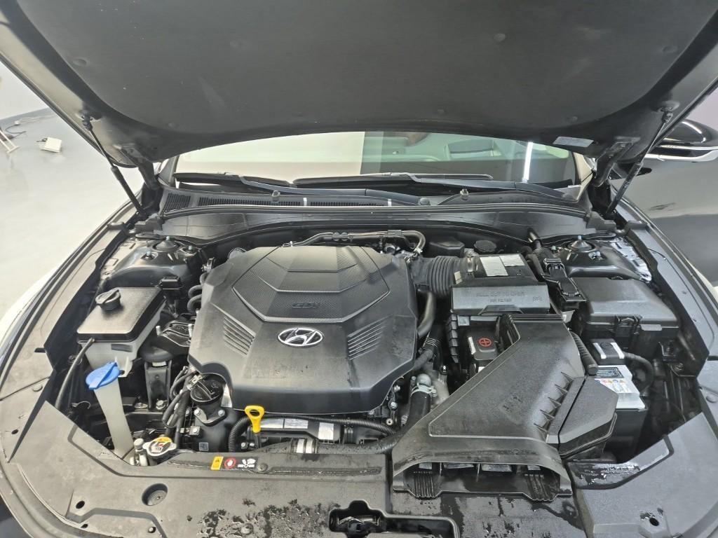 HYUNDAI Grandeur - Vista 5