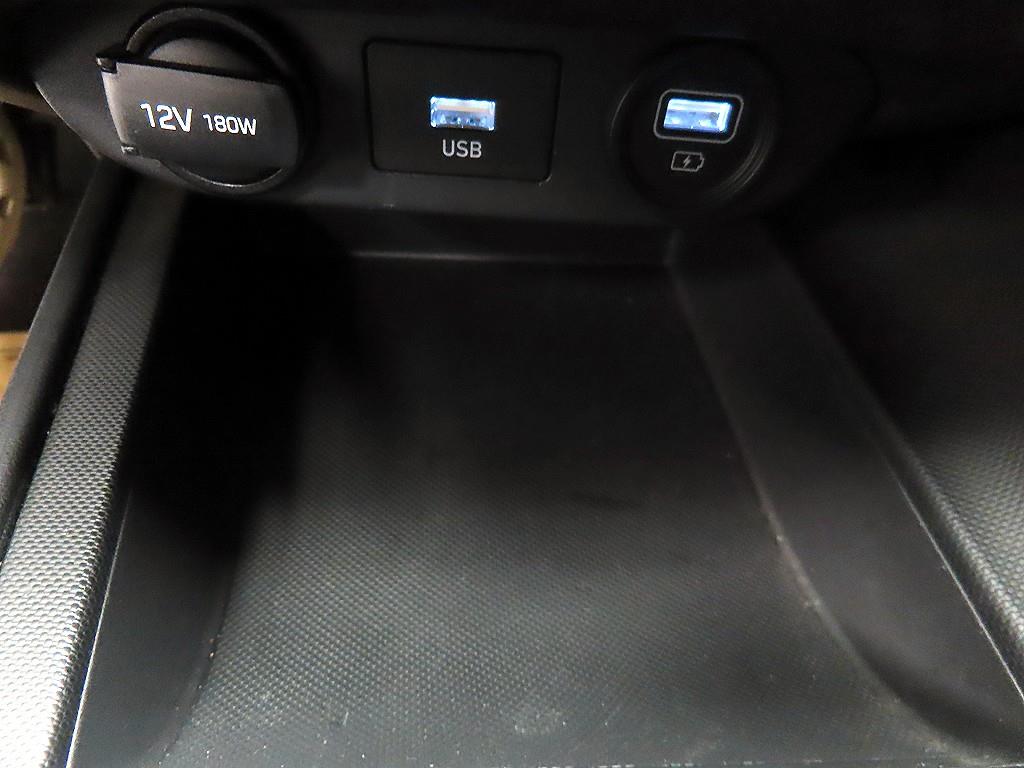 HYUNDAI Avante 2021 Blanco - Importación desde Corea - HF Imports Iquique - Foto 13