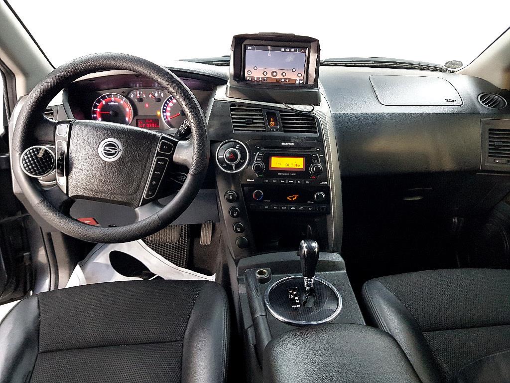 Ssangyong Korando - Vista 5