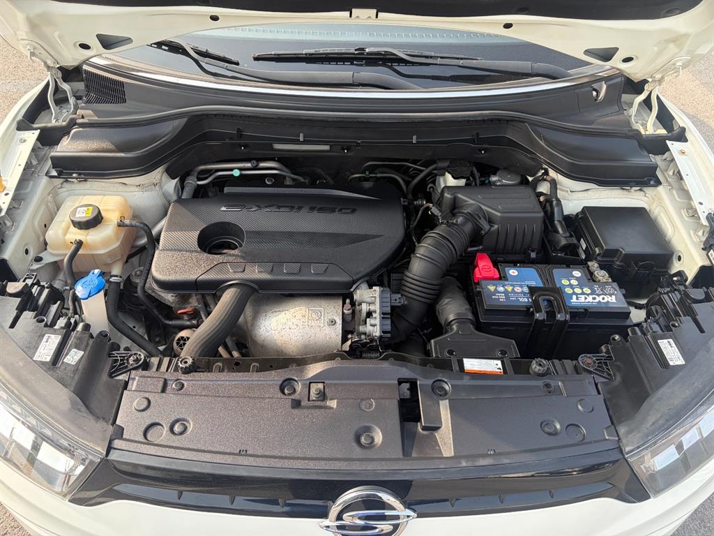 Ssangyong Tivoli - Vista 11