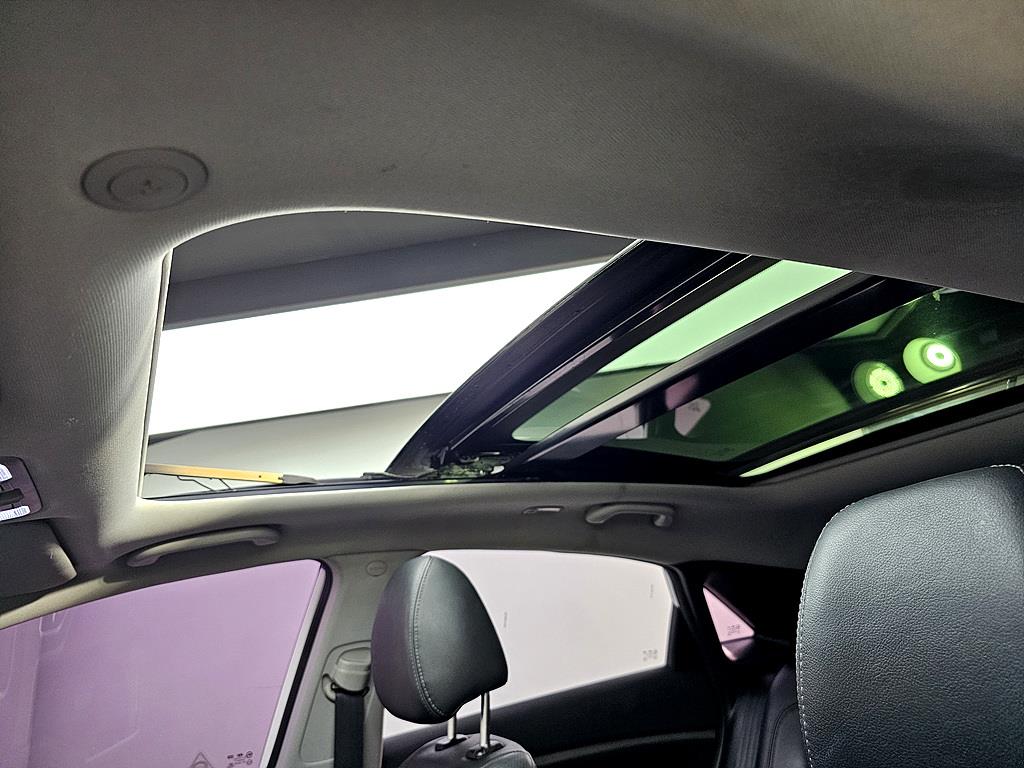 HYUNDAI i30 - Vista 11