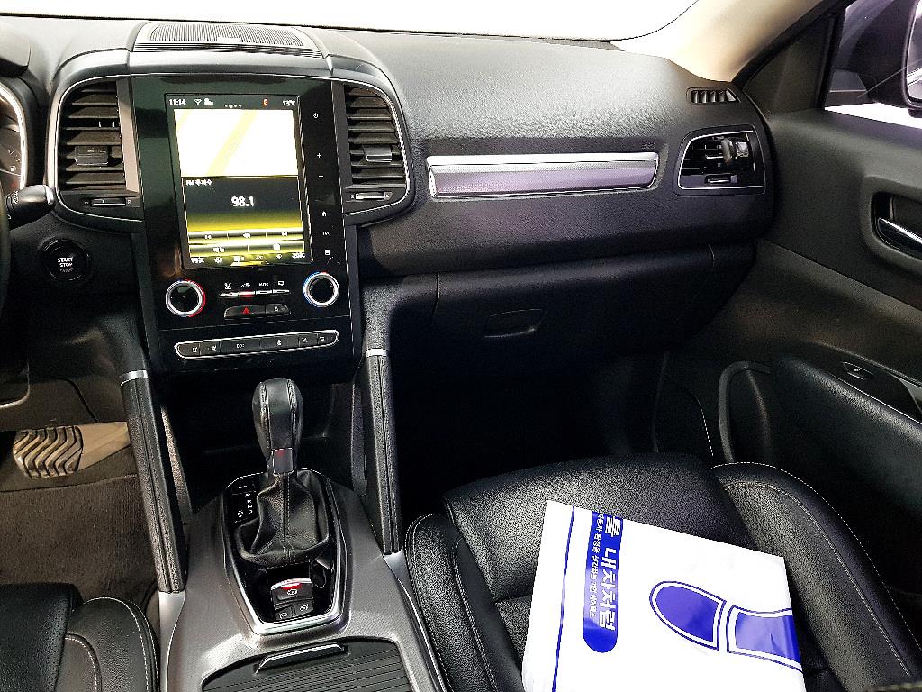 SAMSUNG QM6 - Vista 10