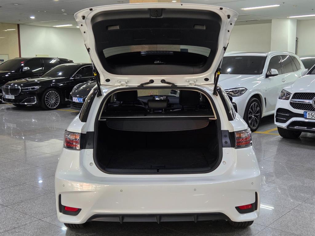 Lexus CT 2017 Blanco - Importación desde Corea - HF Imports Iquique - Foto 19