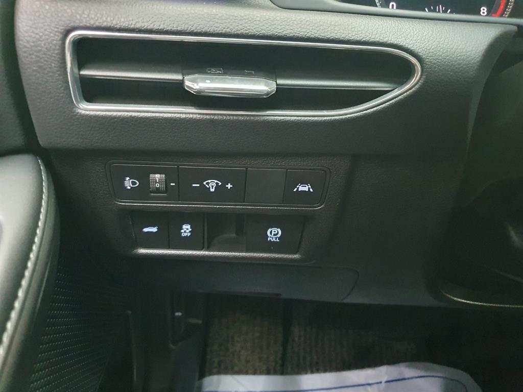 HYUNDAI Sonata - Vista 12