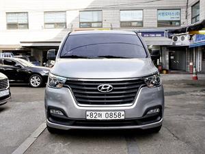 HYUNDAI Starex - Vista 2