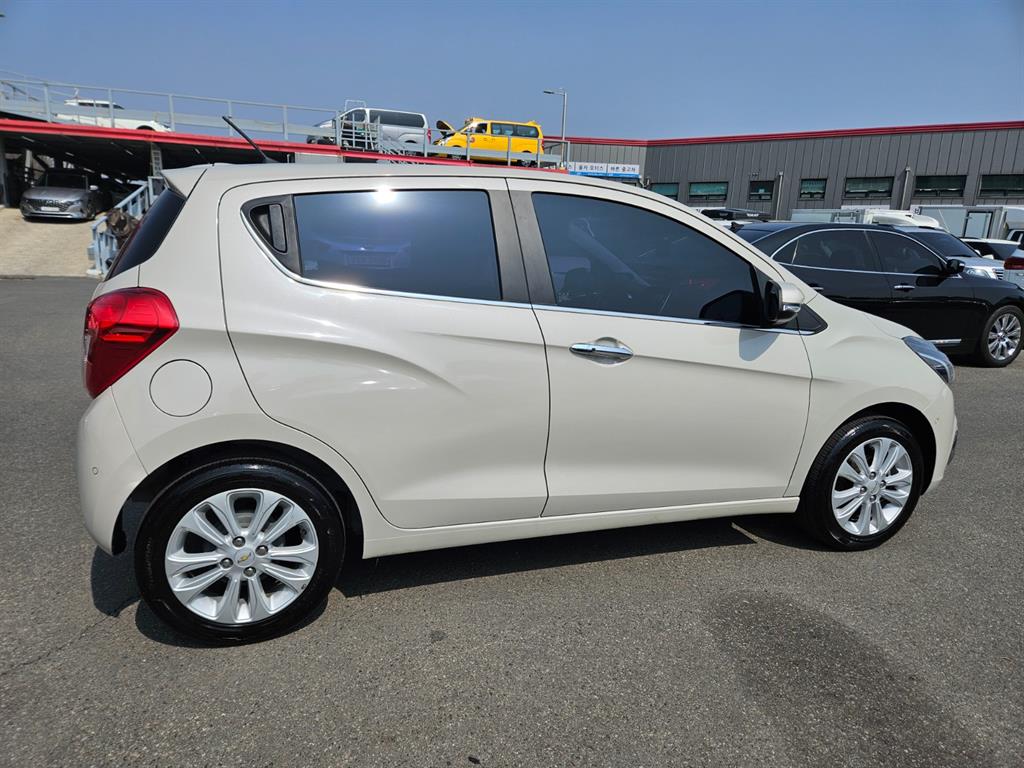 Chevrolet Spark - Vista 4
