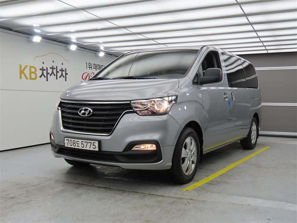 HYUNDAI Starex 2020 Gris - Importación desde Corea - HF Imports Iquique - Foto 1