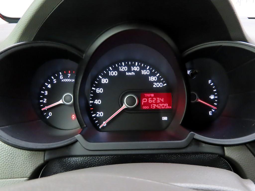 KIA Morning - Vista 6