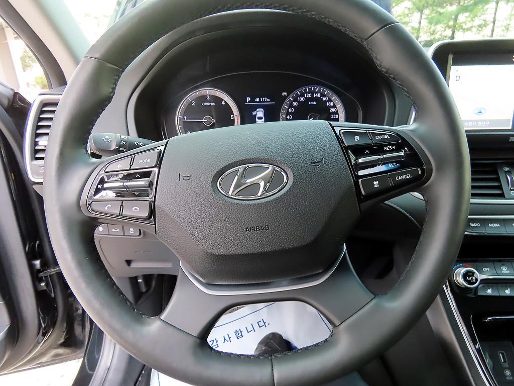 HYUNDAI Grandeur - Vista 8