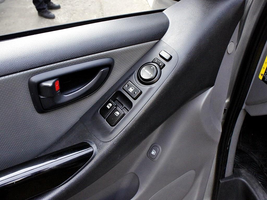 HYUNDAI Starex 2019 Gris - Importación desde Corea - HF Imports Iquique - Foto 13