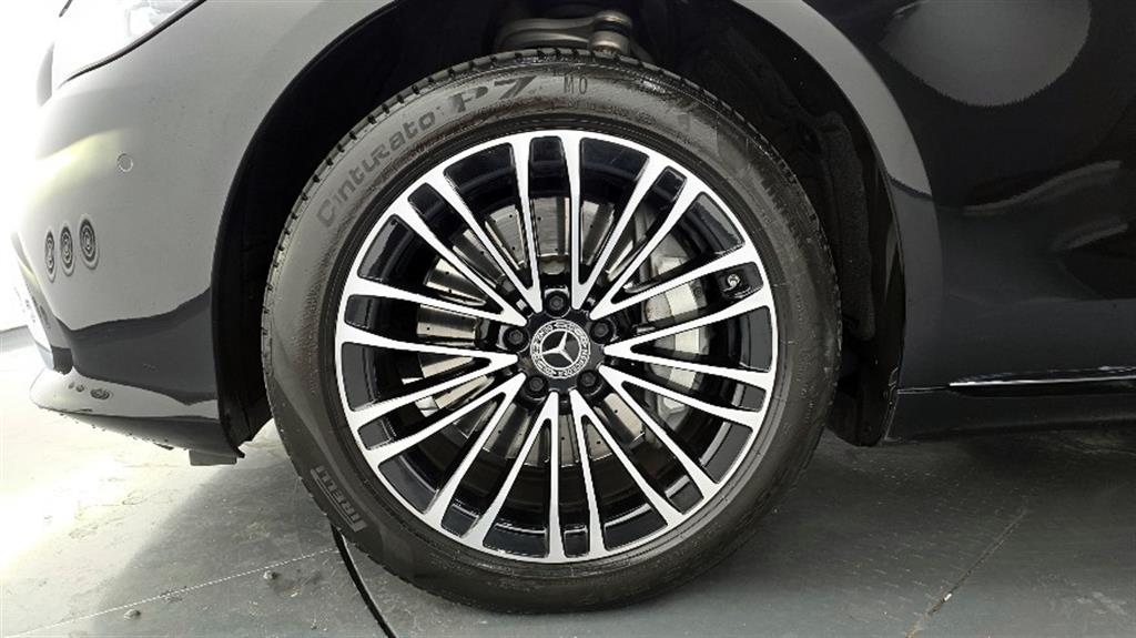 Mercedes Benz S Class - Vista 5