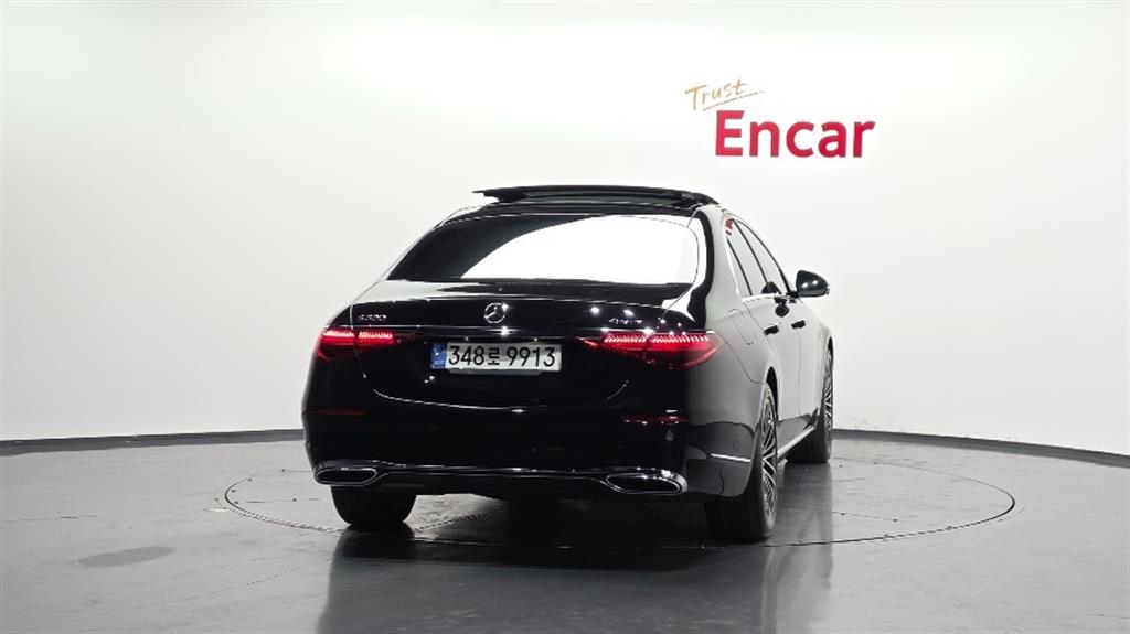 Mercedes Benz S Class - Vista 4