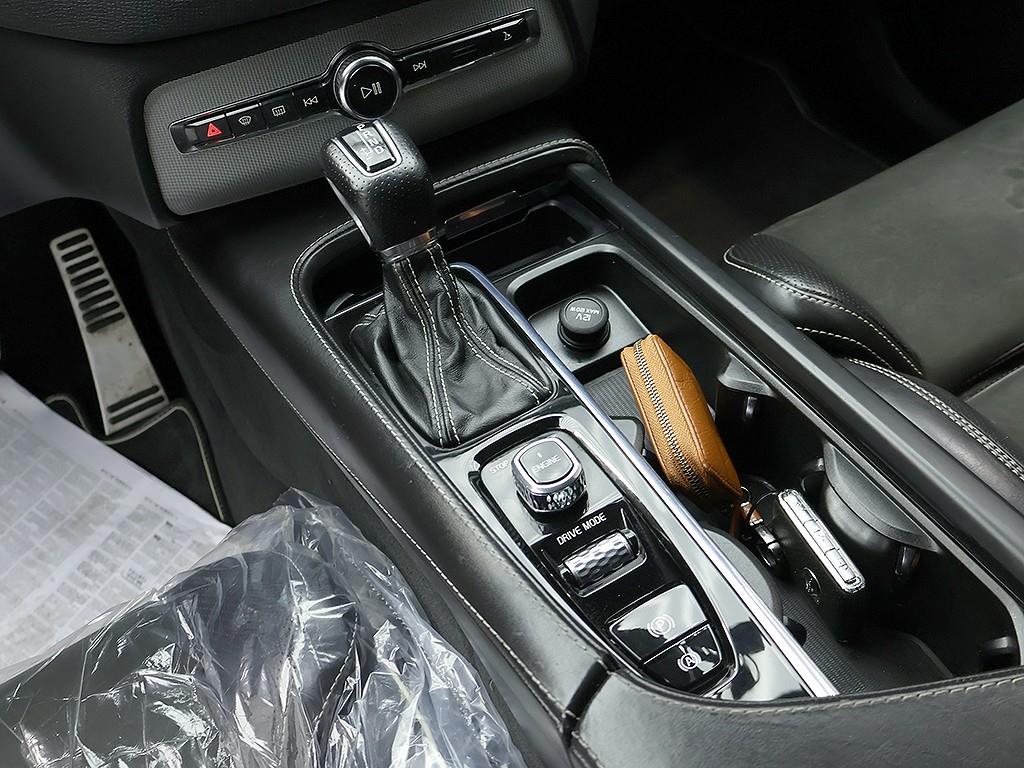 Volvo XC90 2016 Negro - Importación desde Corea - HF Imports Iquique - Foto 10