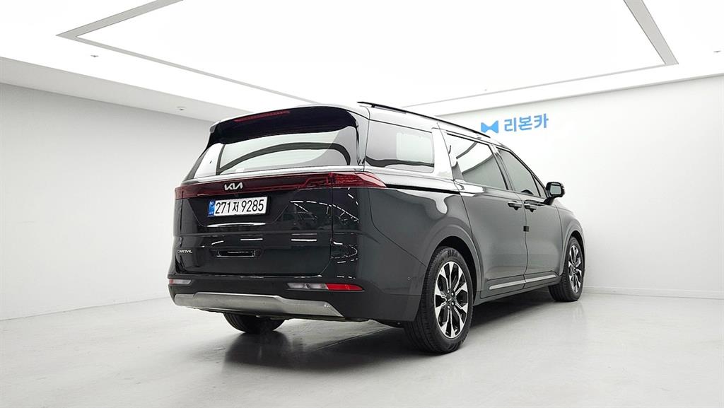 KIA Carnival - Vista 4