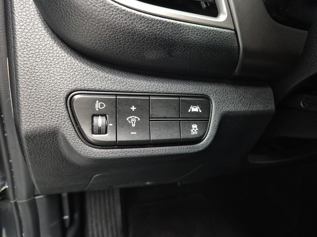 KIA Seltos 2020 Gris - Importación desde Corea - HF Imports Iquique - Foto 17