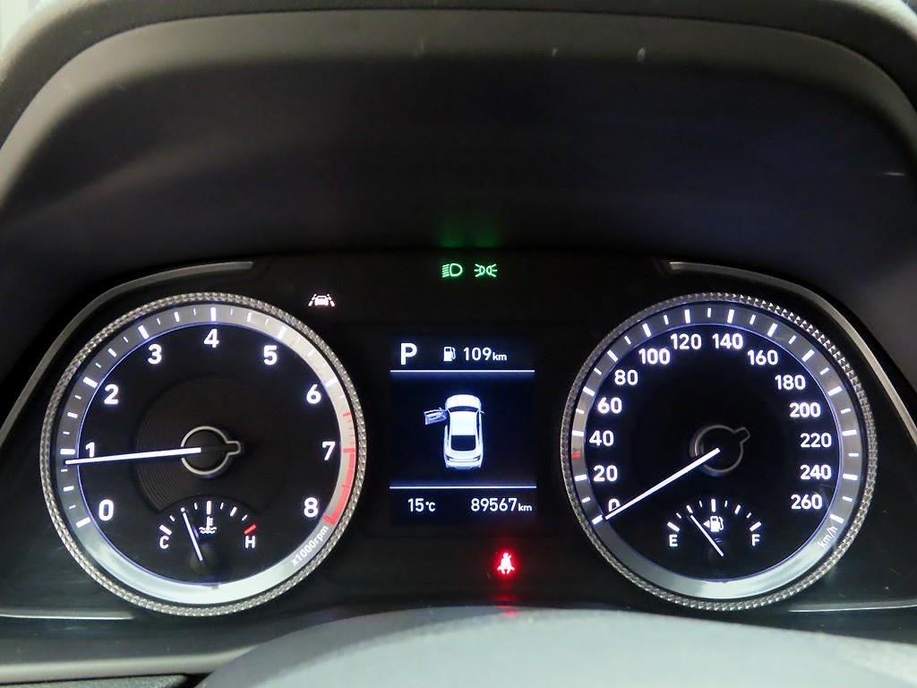 HYUNDAI Sonata - Vista 5