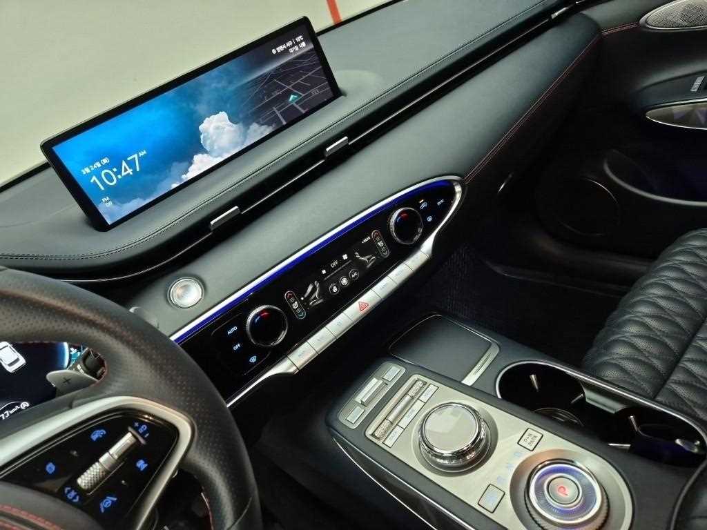 Genesis GV70 - Vista 10