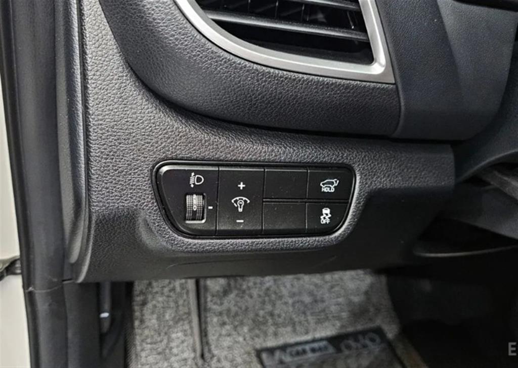 KIA Seltos 2024 Blanco - Importación desde Corea - HF Imports Iquique - Foto 14