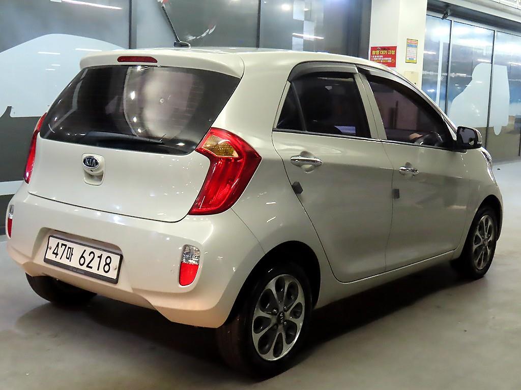 KIA Morning - Vista 4