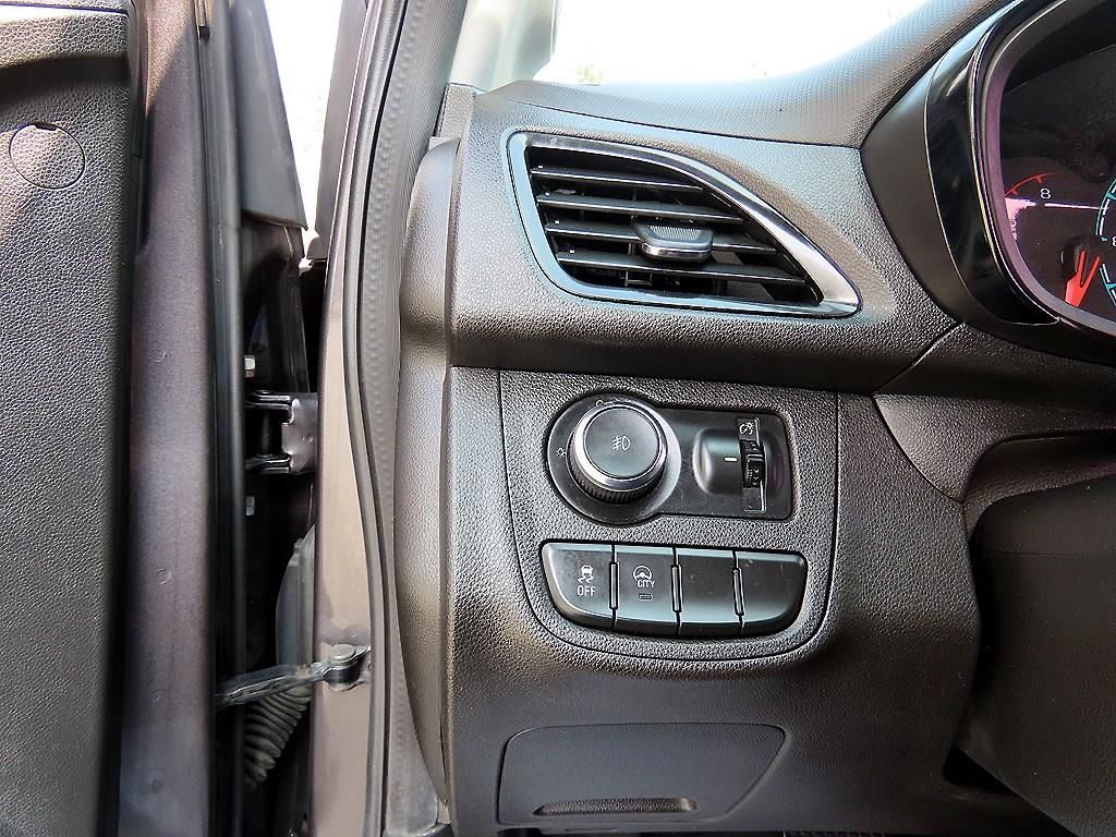 Chevrolet Spark - Vista 12